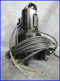 A UNUSED ABS AS0530.110-S12/2 SUBMERSIBLE PUMP FOR WASTE WATER & SEWAGE 415v