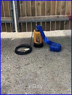 Ponstar Submersible Water Pump With Brand New Pump Out Hose