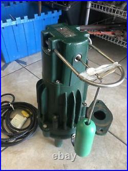 Zoeller Co. E293-C Submersible Sewage Water Pump Electric Green USA 230v 1 Phase